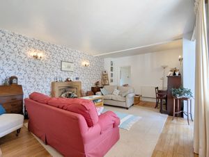 Photo 31- click for photo gallery